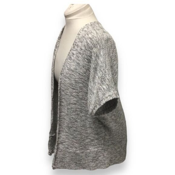 Kirra Women’s Short Sleeve Open Front Sweater Cardigan, Gray, size L - Picture 2 of 7